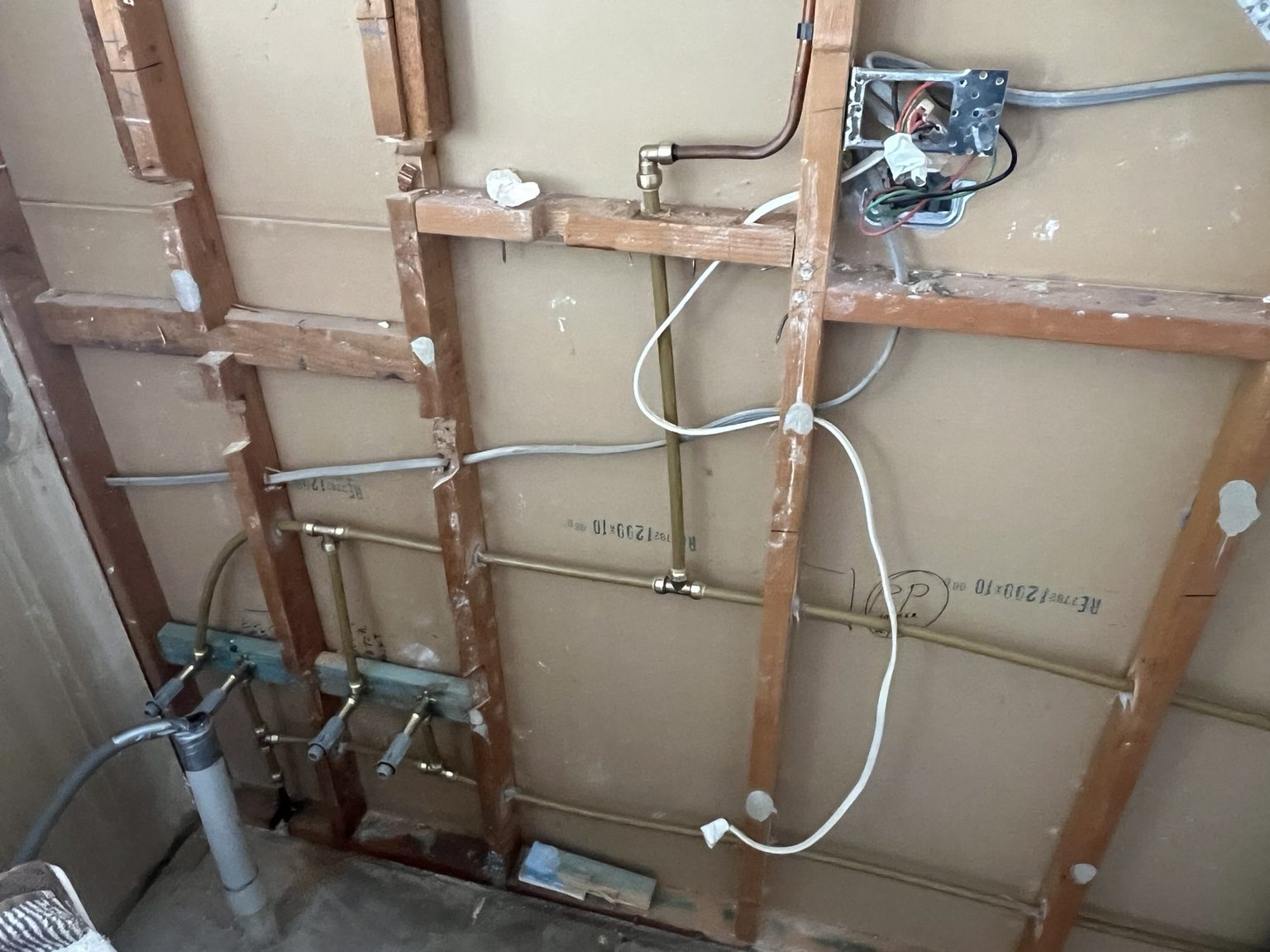 In-wall plumbing installation
